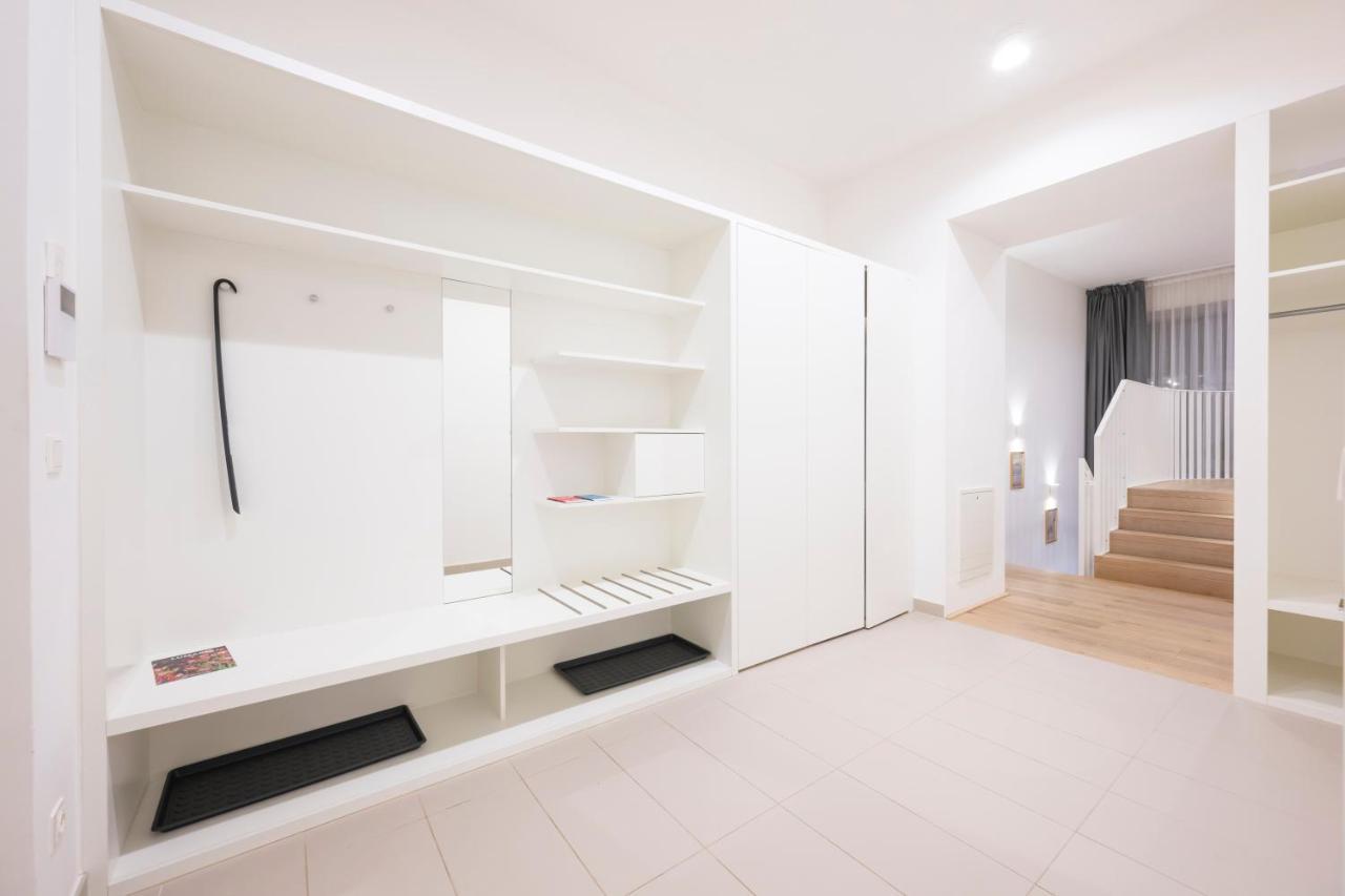 Luxury Suites Liechtenstein เวียนนา ภายนอก รูปภาพ