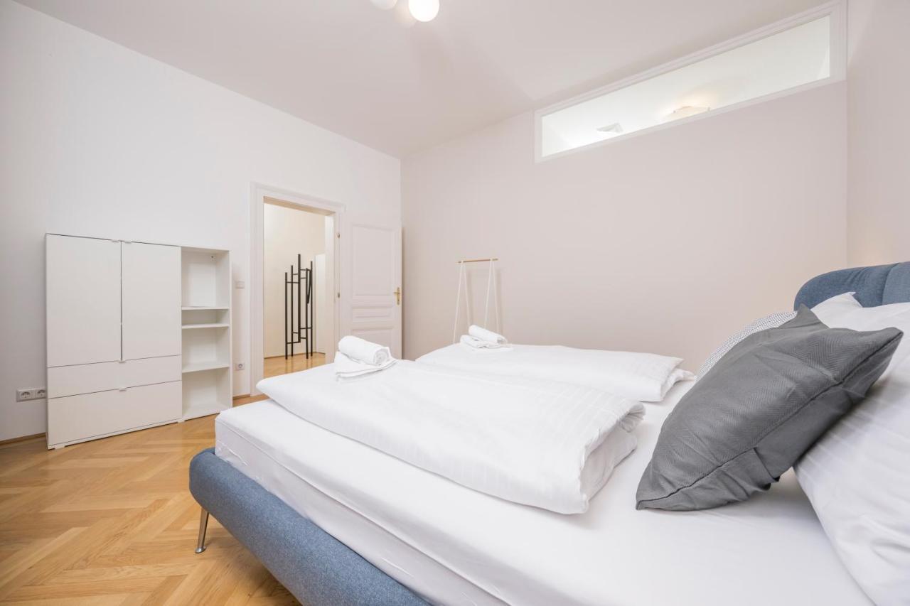Luxury Suites Liechtenstein เวียนนา ภายนอก รูปภาพ